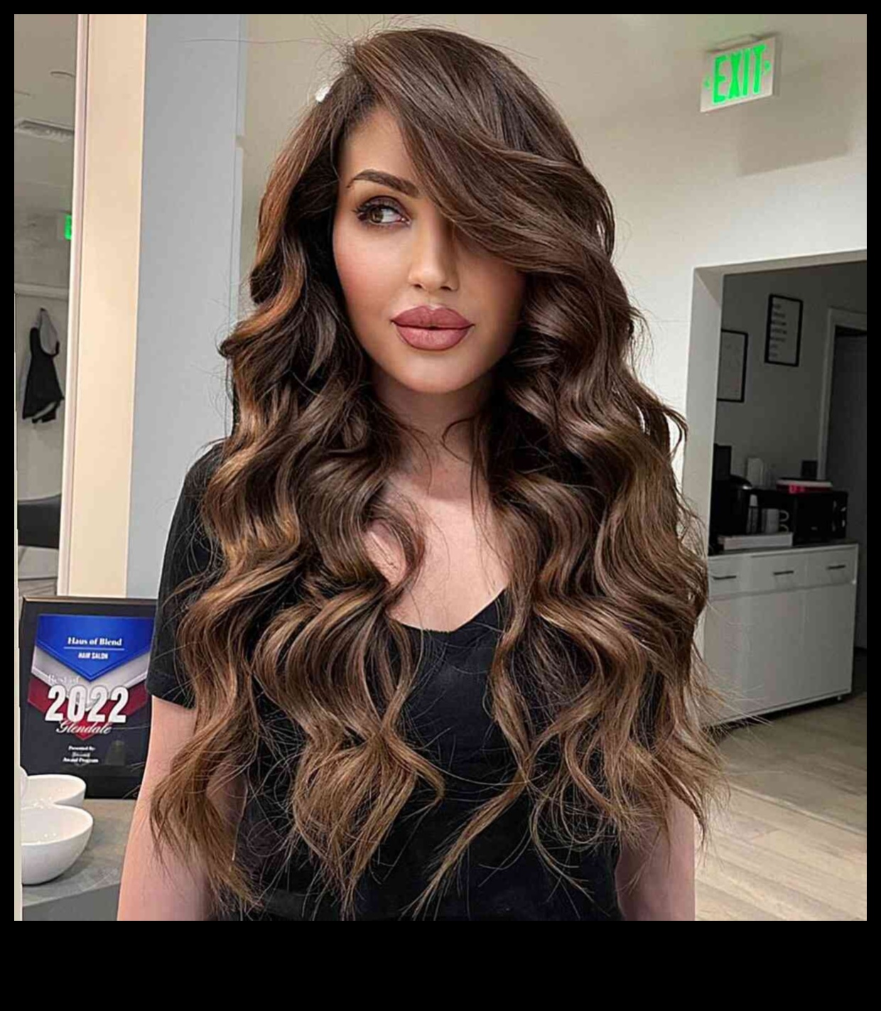 ברונט ביזנס שיק 5 תסרוקות מקצועיות למשרד 4 שיער ברונטית ועסקית: תסרוקות מקצועיות למשרד