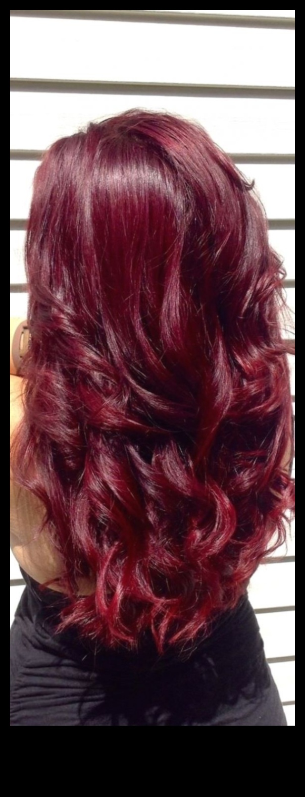 יופי פריחת הדובדבן 5 תסרוקות אדומות וערמוניות בהשראת הטבע 2 יופי של פריחת הדובדבן: תסרוקות אדומות וערמוניות בהשראת הטבע