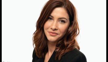 שיער ברונטית ועסקית: תסרוקות מקצועיות למשרד