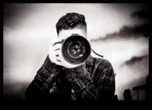 שליטה בעדשה: ניווט באמנות הצילומים המושלמים