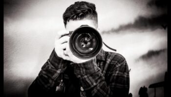 שליטה בעדשה: ניווט באמנות הצילומים המושלמים